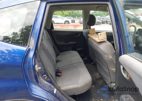 2010 Honda Fit z USA, uszkodzony, nr VIN JHMGE8H26AS024943